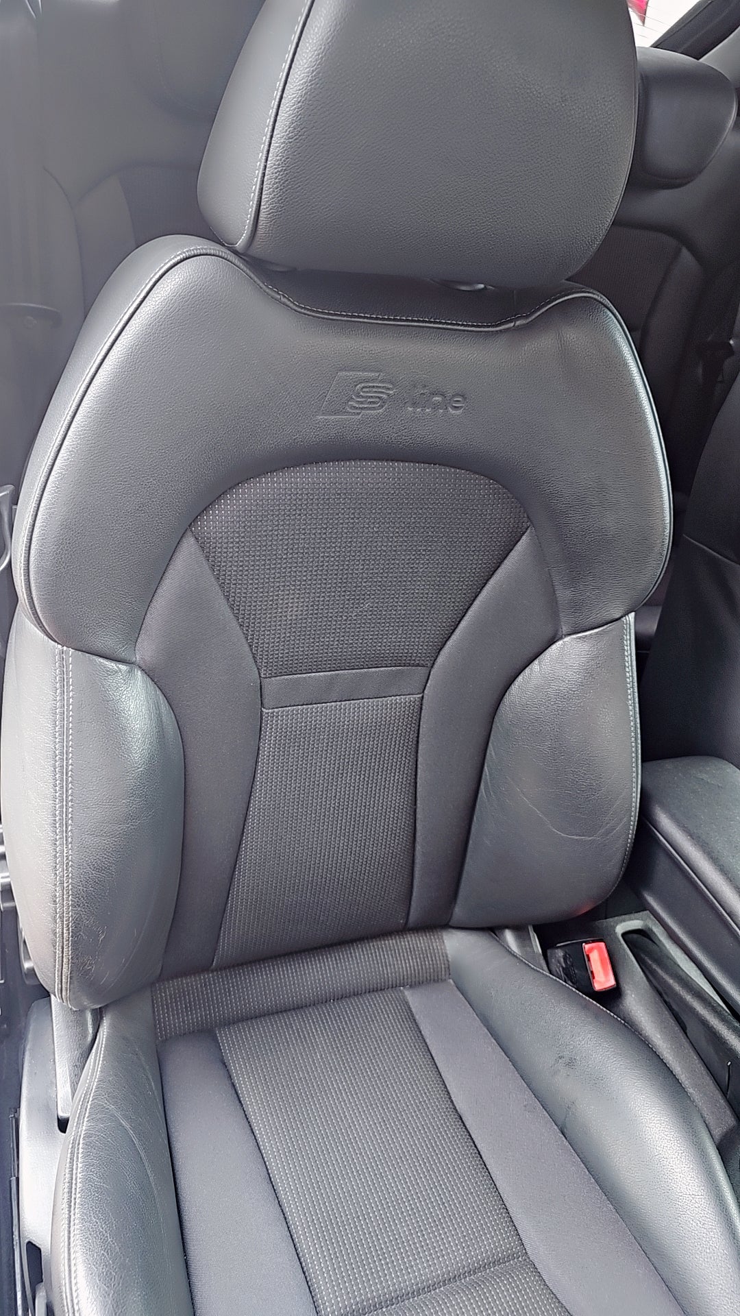 Audi A1 1.4 TFSI CoD S line S Tronic Euro 5 (s/s) 3dr